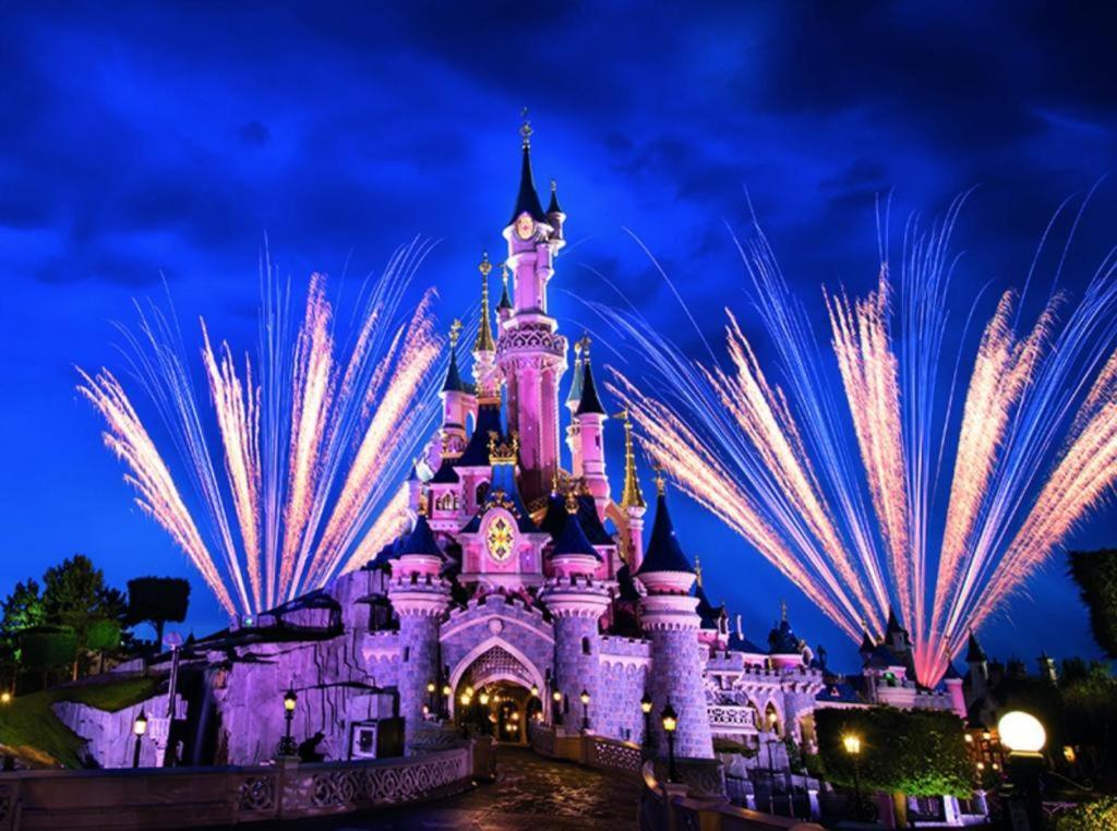Victoria Family House Disneyland Paris Серри Экстерьер фото